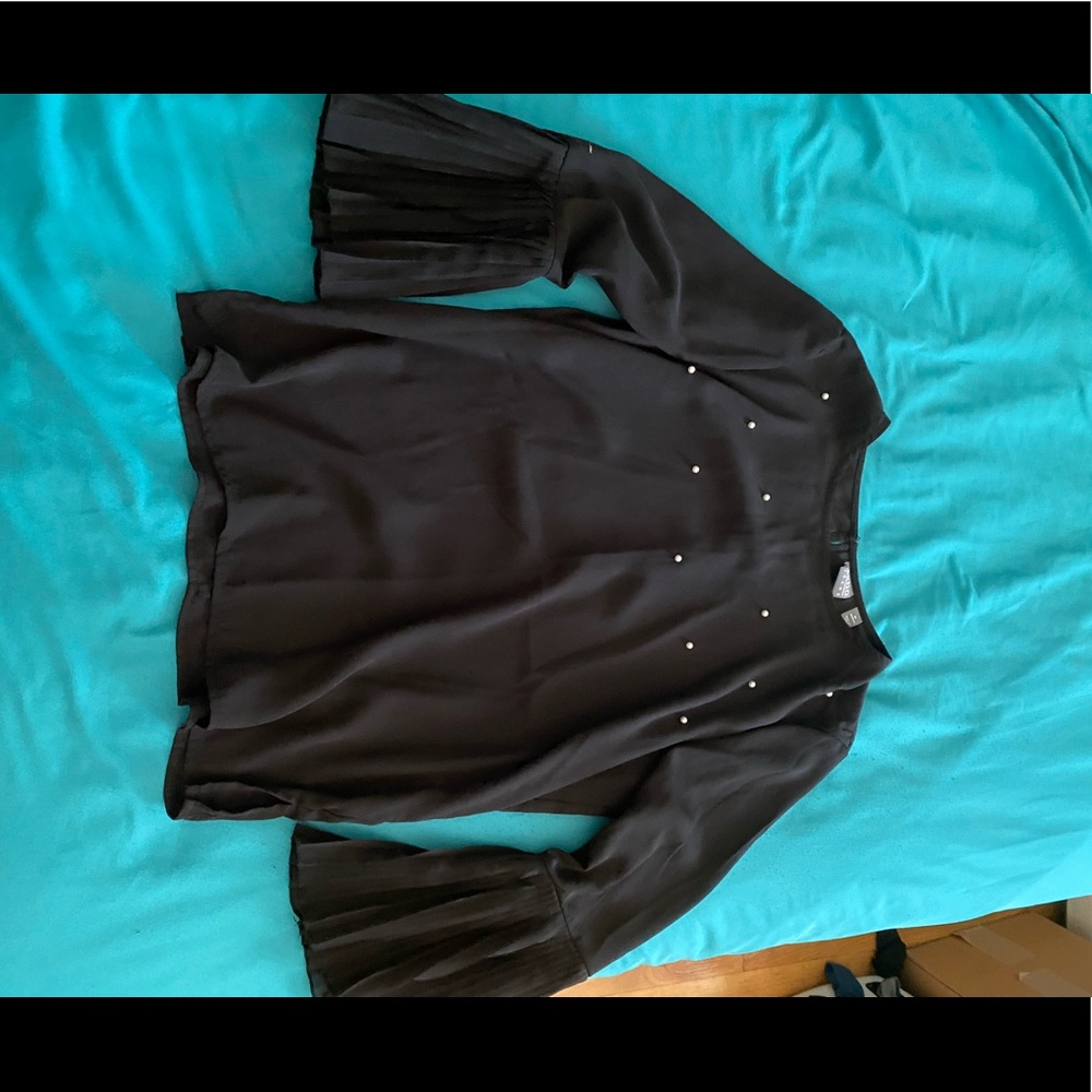 Black blouse